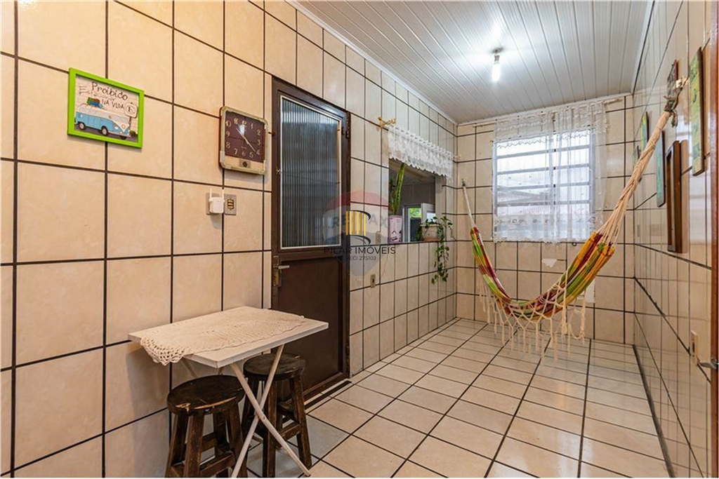 Casa 3 dormitórios no bairro Nonoai