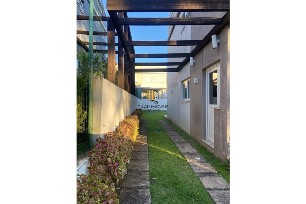 Casa de Condomínio 3 dormitórios no bairro Lomba do Pinheiro