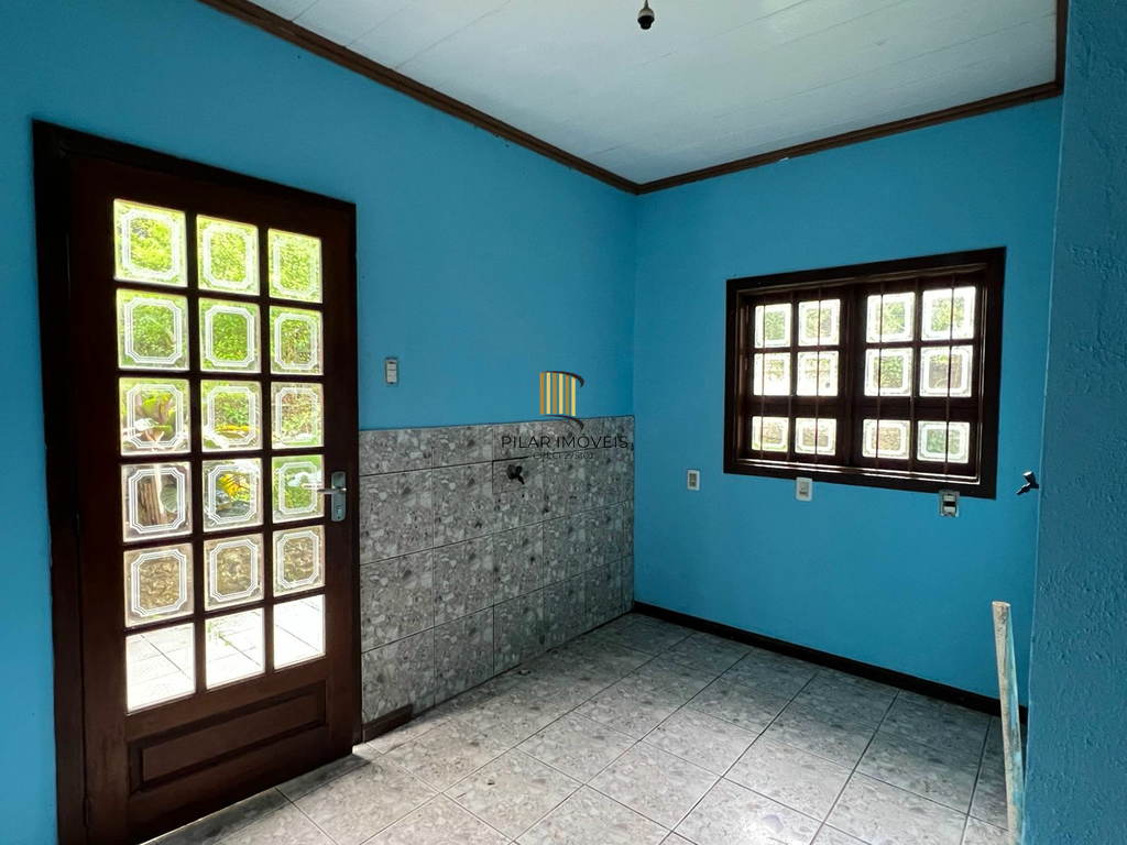 Casa 3 dormitórios no bairro Califórnia