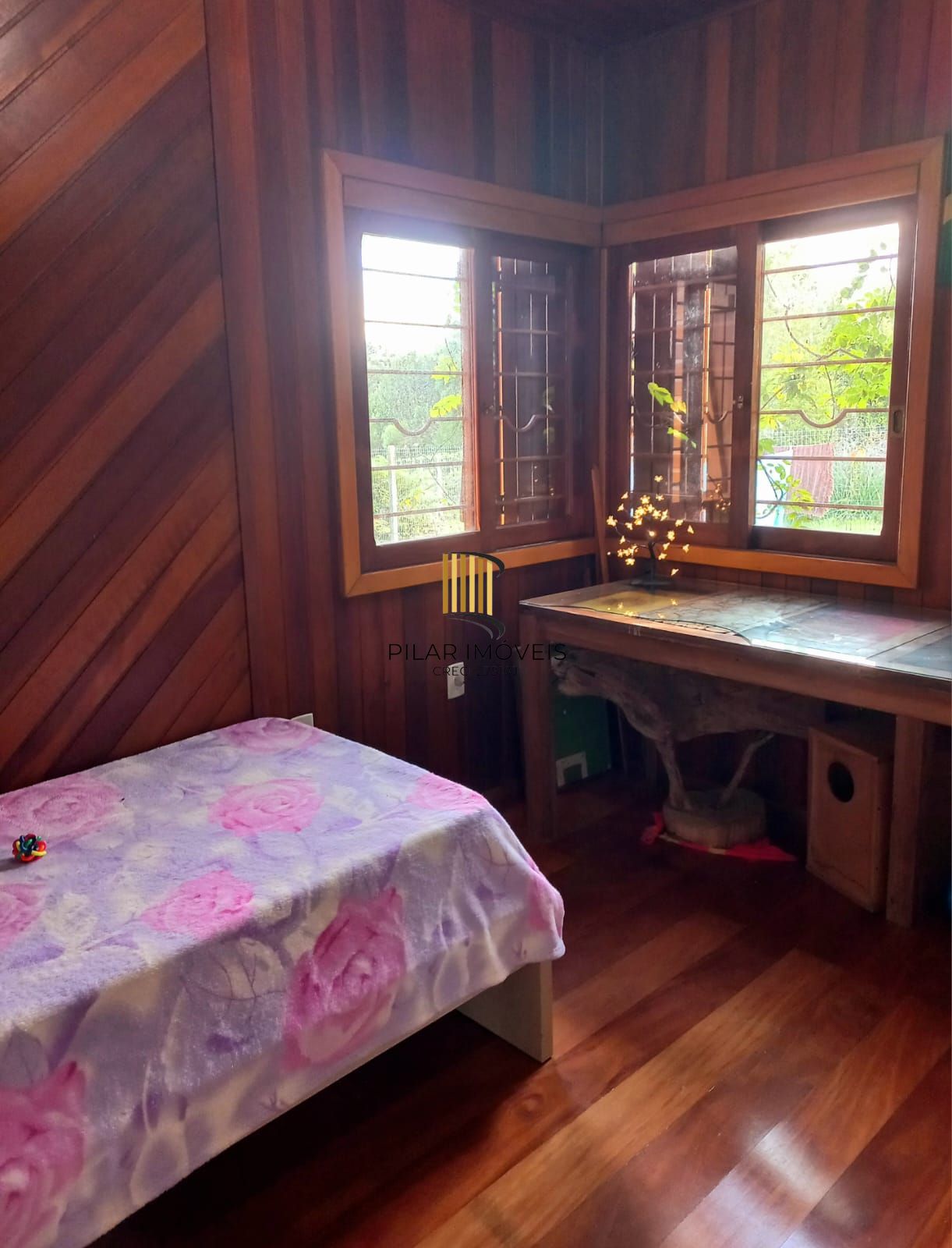 Excelente casa, 03 dorm com suite, 150 m²