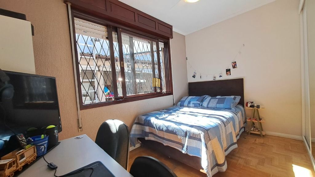 Casa 3 dormitórios no bairro Nonoai