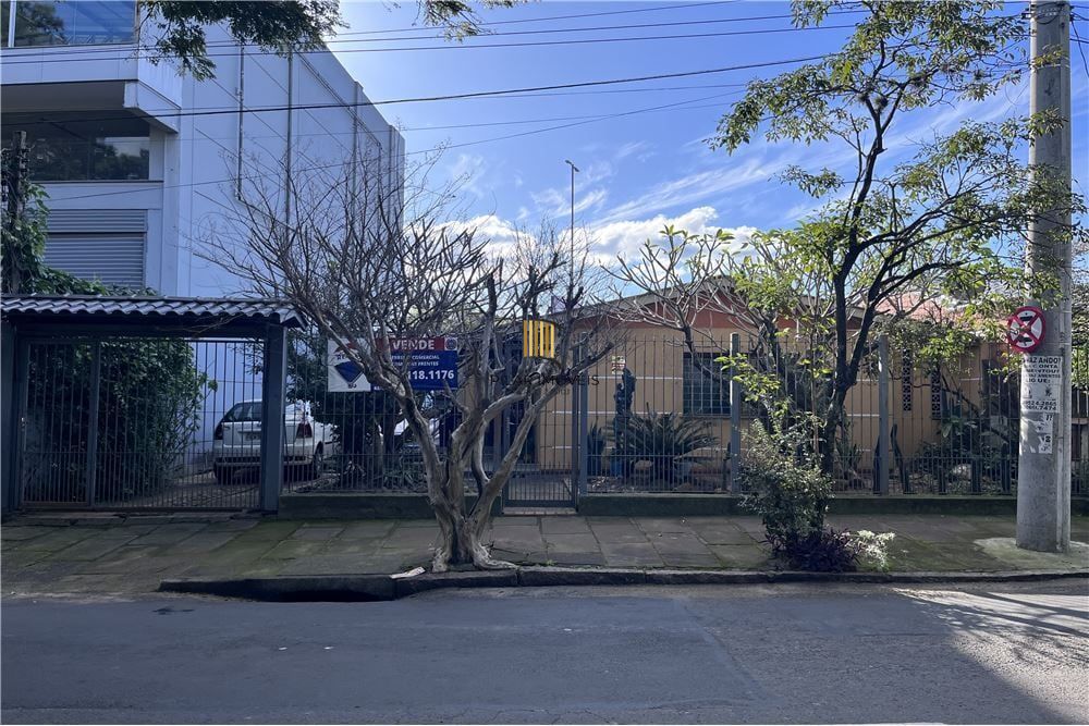 Casa 2 dormitórios no bairro Sarandi