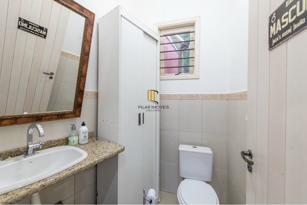 Casa 4 dormitórios no bairro Ipanema
