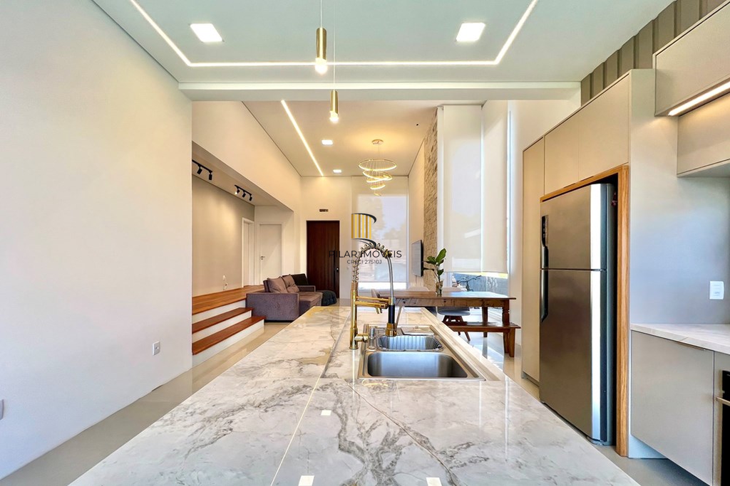 Casa de Condomínio 3 dormitórios no bairro Sanga Funda