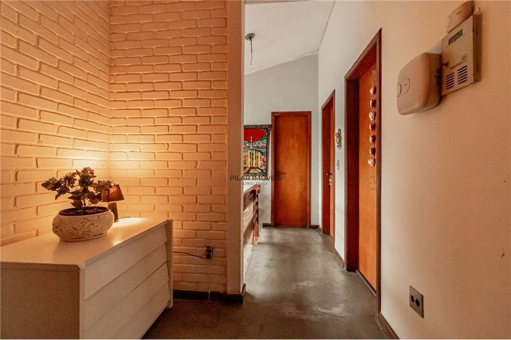 Casa 6 dormitórios no bairro Boa Vista