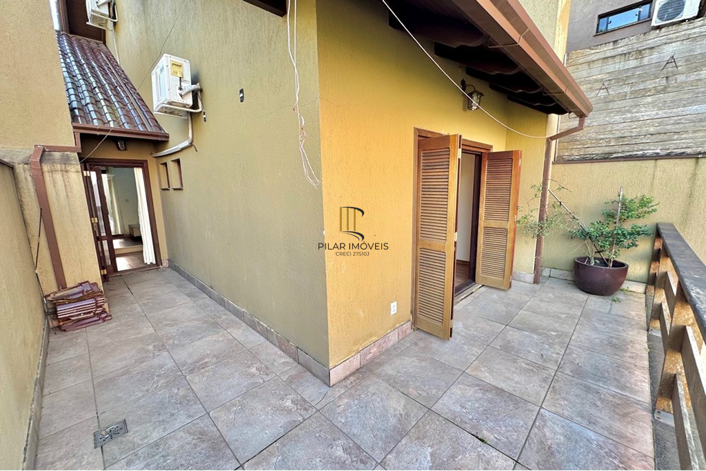 Casa 3 dormitórios no bairro Sarandi