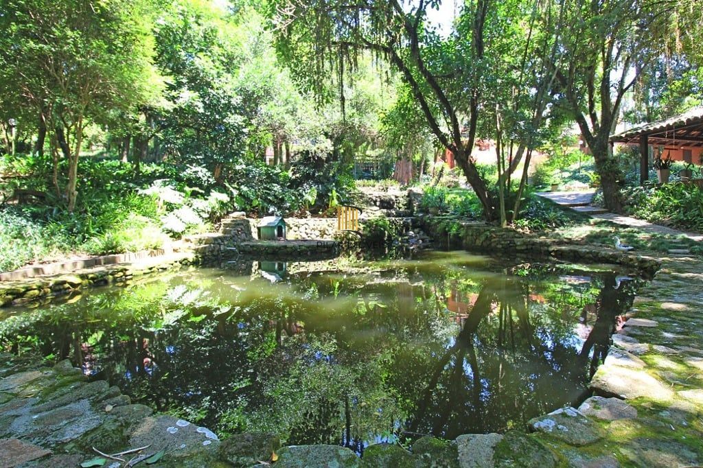Casa de Condomínio 4 dormitórios no bairro Santa Tereza