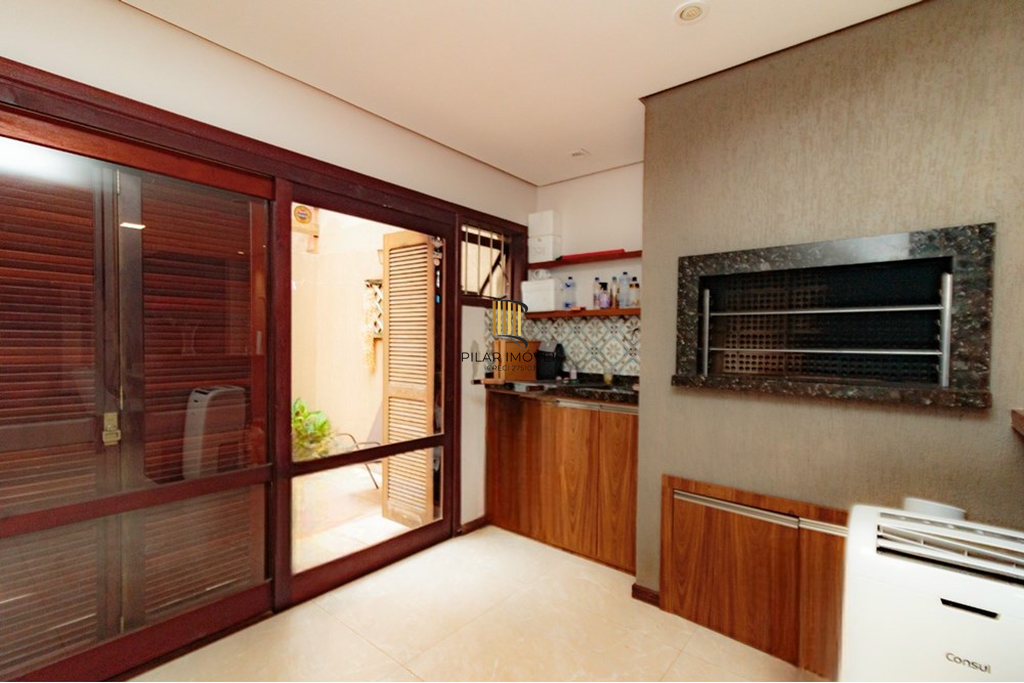 Casa 3 dormitórios no bairro Sarandi