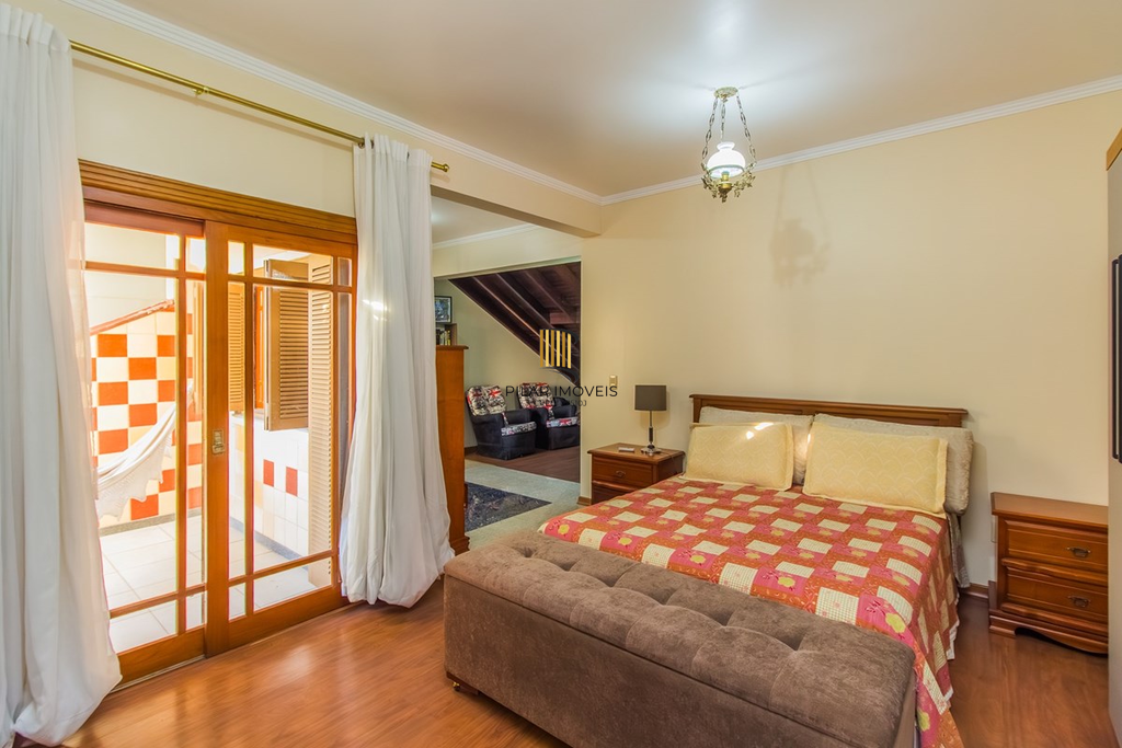Casa 4 dormitórios no bairro Estância Velha