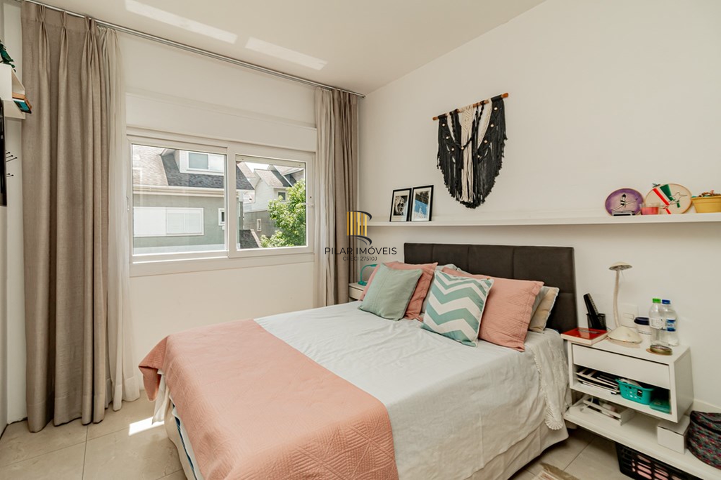 Casa 3 dormitórios no bairro Jardim Carvalho