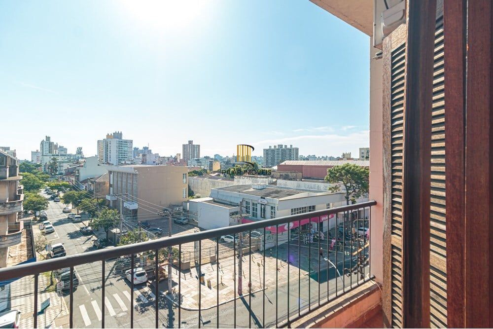 Apartamento 3 dormitórios no bairro Azenha