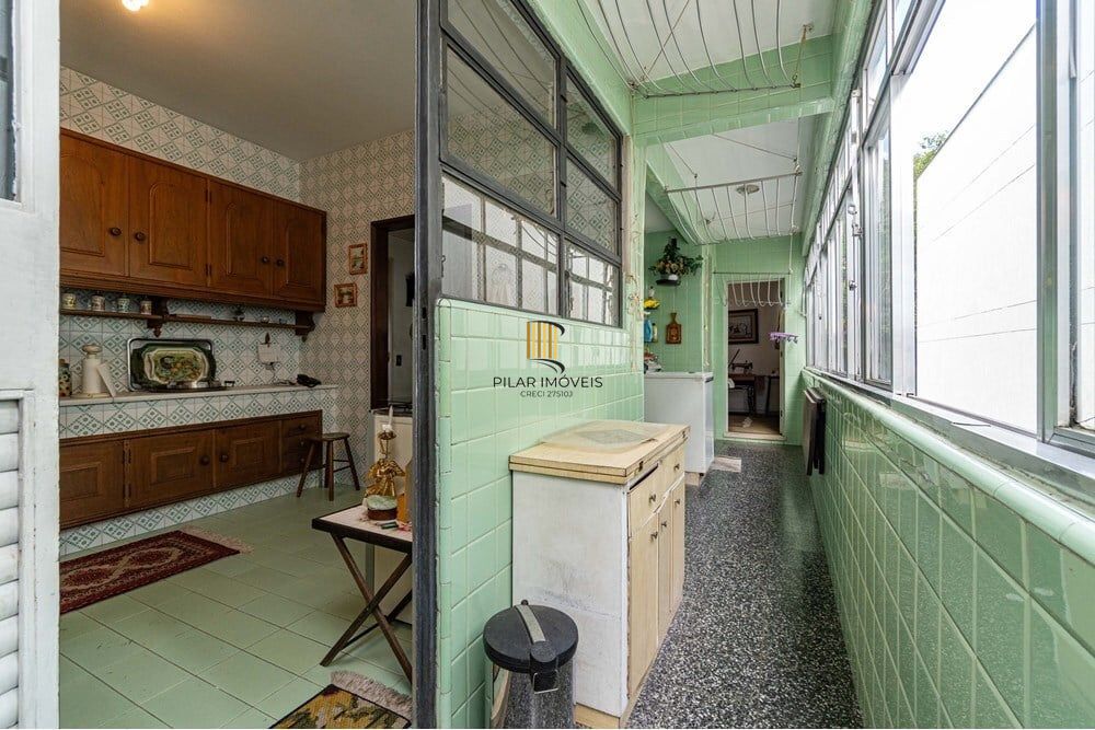 Apartamento 4 dormitórios no bairro Auxiliadora