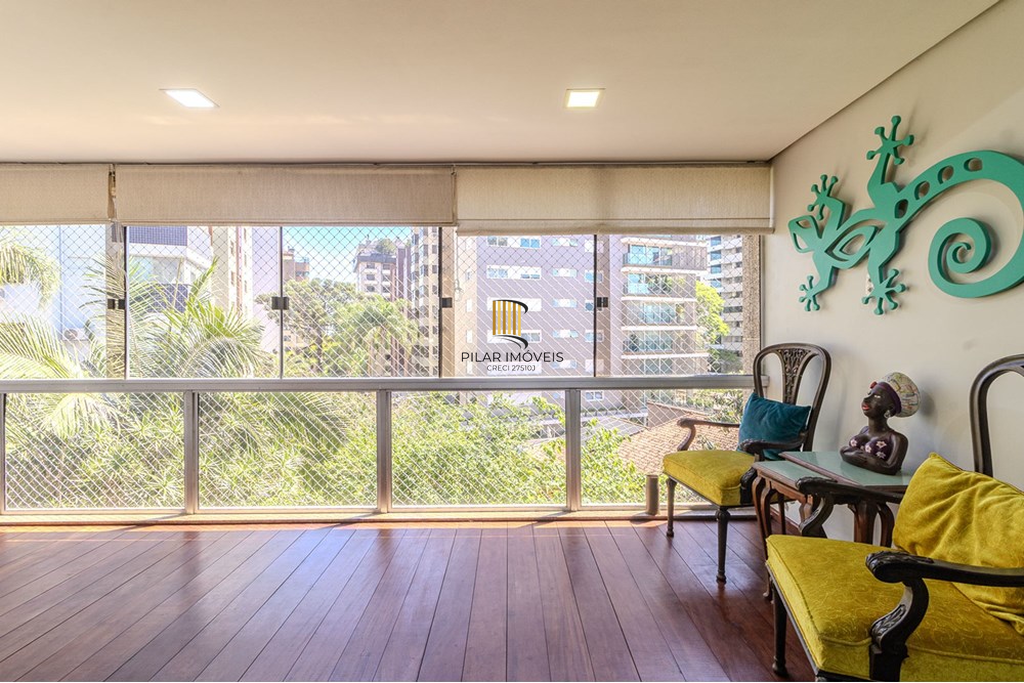 Cobertura 3 dormitórios no bairro Petrópolis