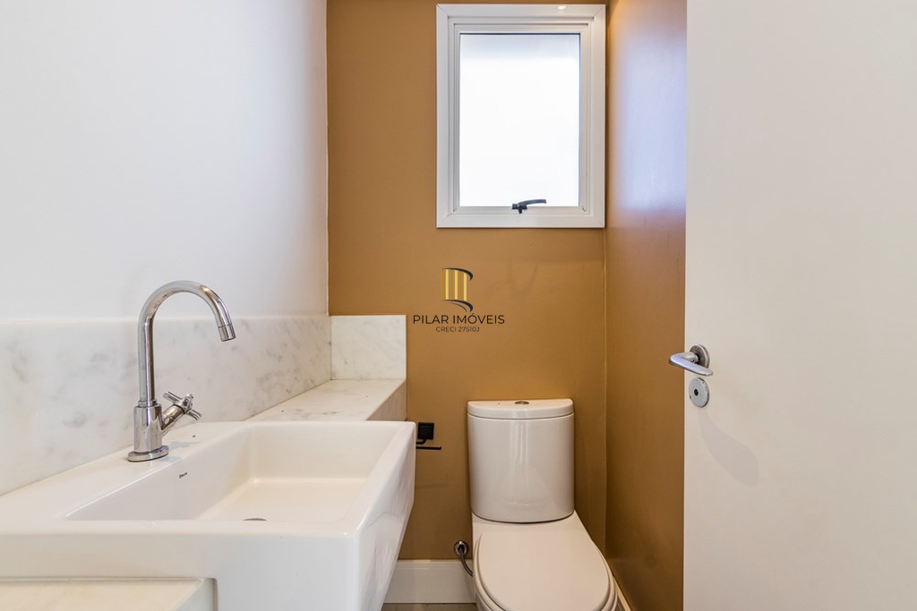 Apartamento 2 dormitórios no bairro Menino Deus