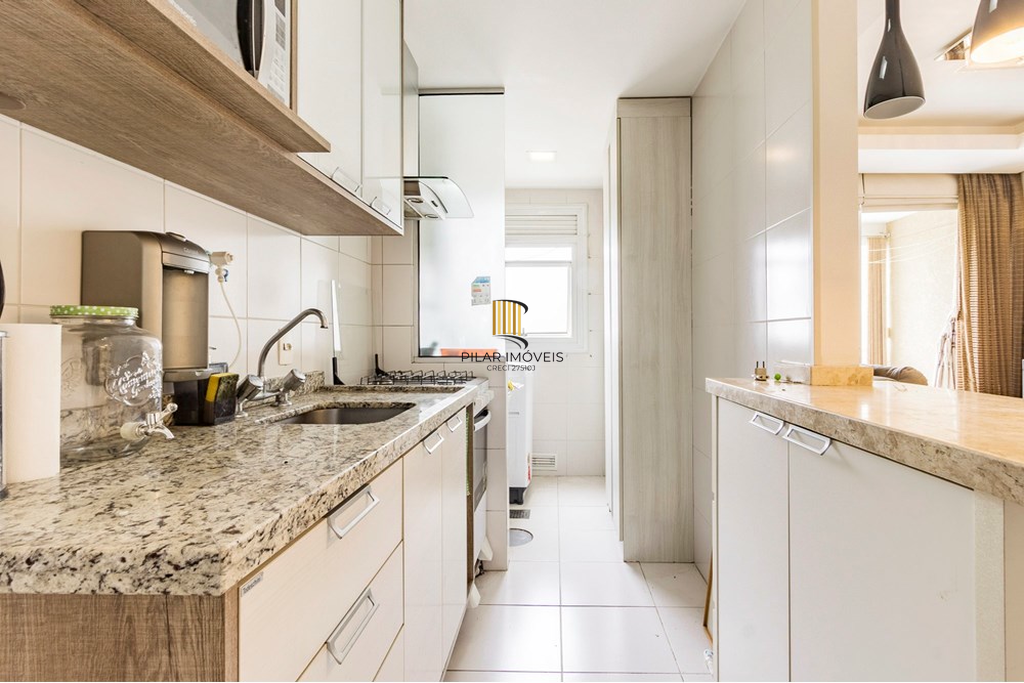 Apartamento 2 dormitórios no bairro Vila Ipiranga