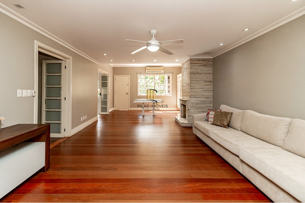 Casa de Condomínio 4 dormitórios no bairro Bela Vista