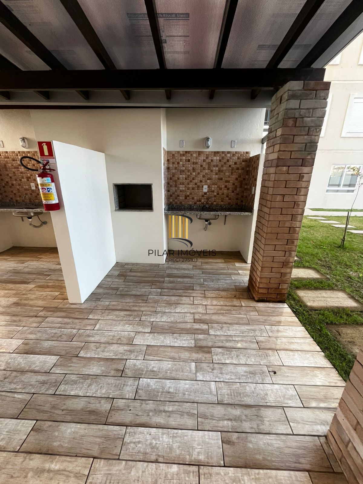 Apto 02 dorm com vaga, térreo, Pq Santa Fé, 50 m², aceita financiamento e FGTS