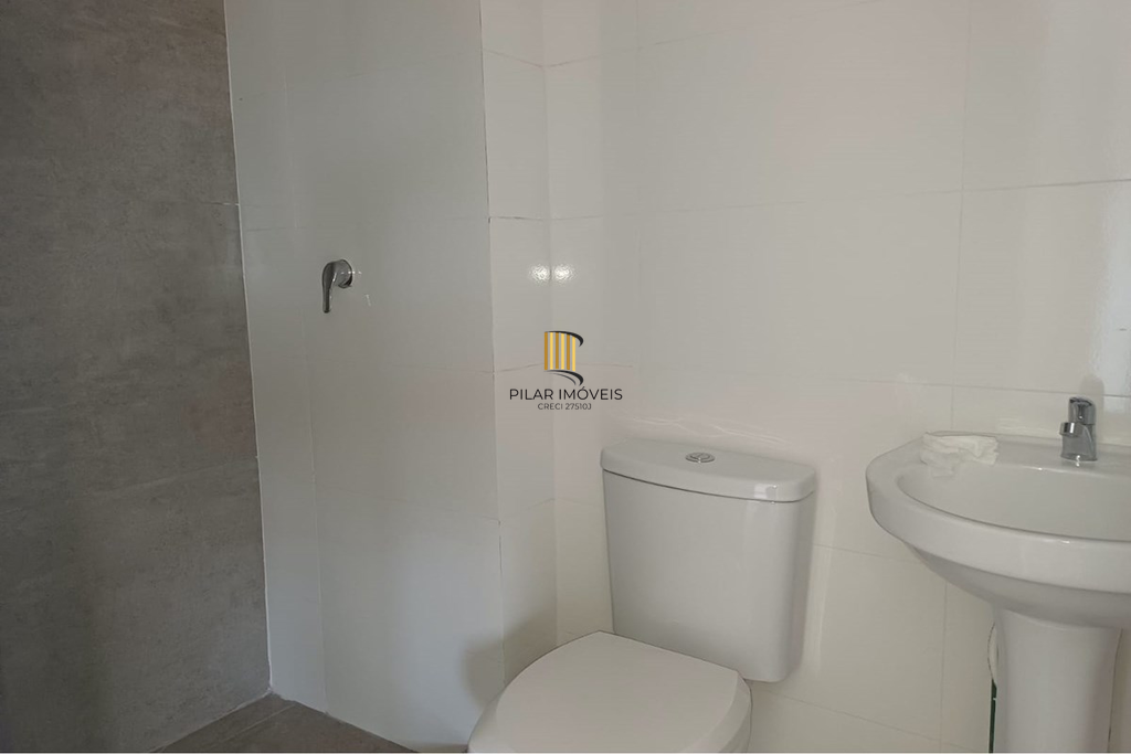 Apartamento 2 dormitórios no bairro Vila Ipiranga