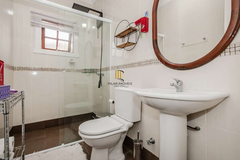 Casa 3 dormitórios no bairro Nonoai