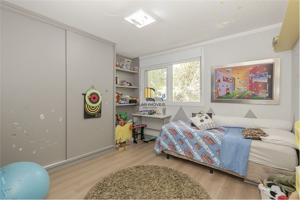 Casa 4 dormitórios no bairro Vila Assunção