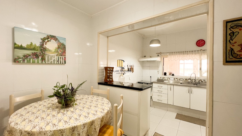 Casa 4 dormitórios no bairro Jardim Lindóia