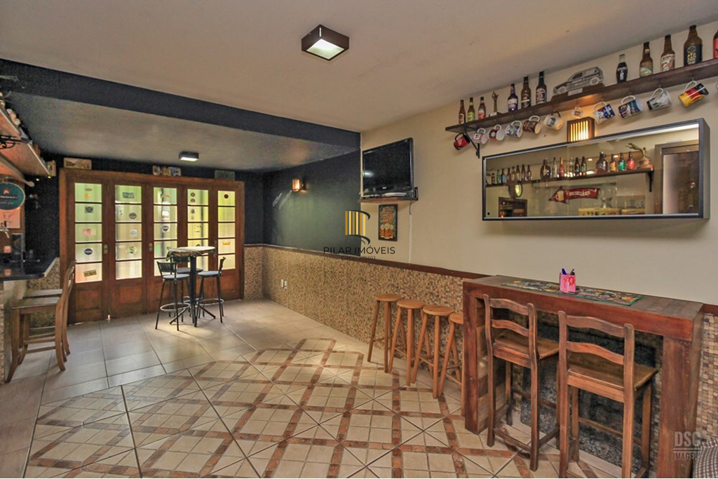 Casa 3 dormitórios no bairro Ipanema