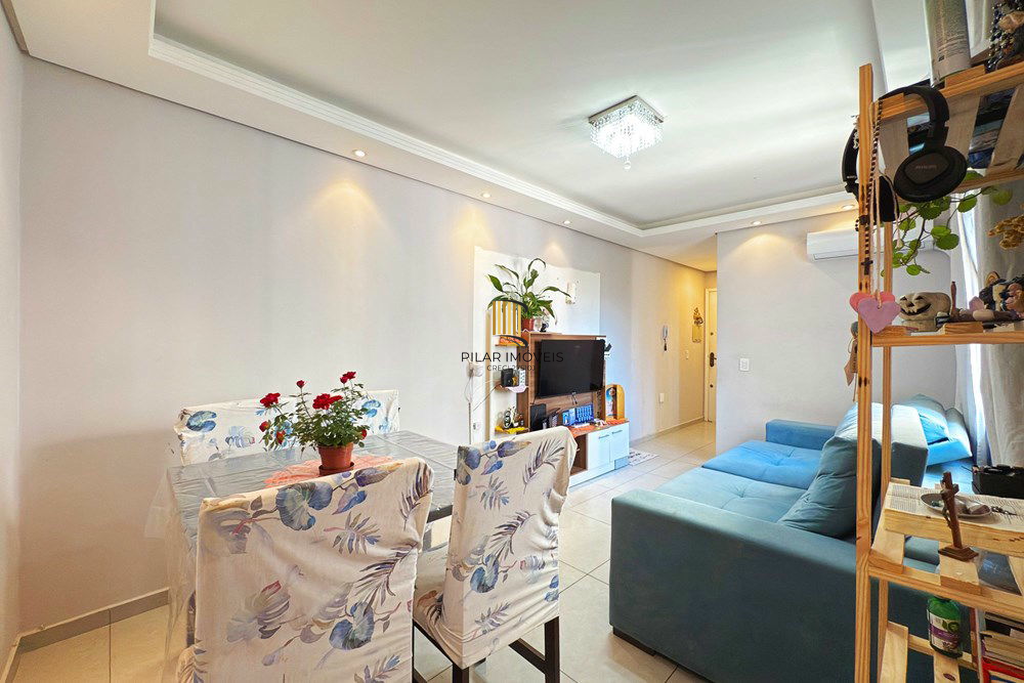 Apartamento 2 dormitórios no bairro Azenha