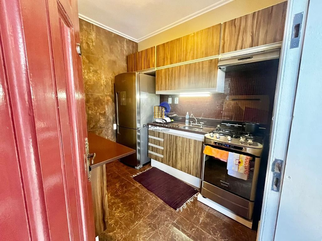 Casa toda reformada, 135 m² de área construída, churrasqueira e piscina
