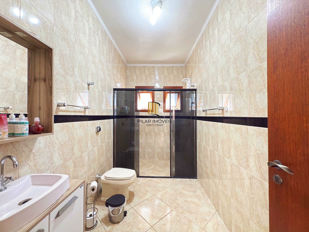 Casa 2 dormitórios no bairro Medianeira