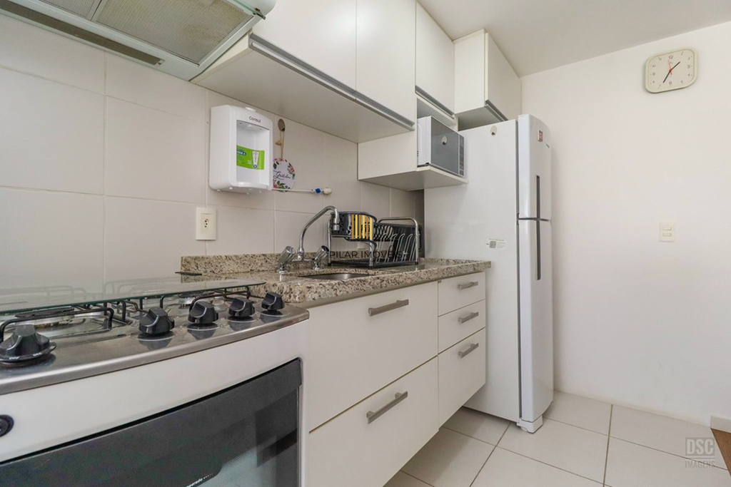 Apartamento 2 dormitórios no bairro Passo da Areia