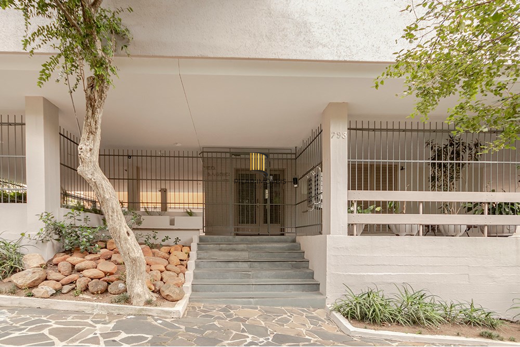 Cobertura 3 dormitórios no bairro Mont Serrat