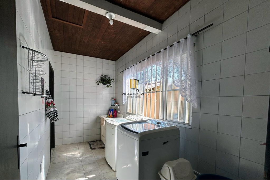 Casa 3 dormitórios no bairro Centro