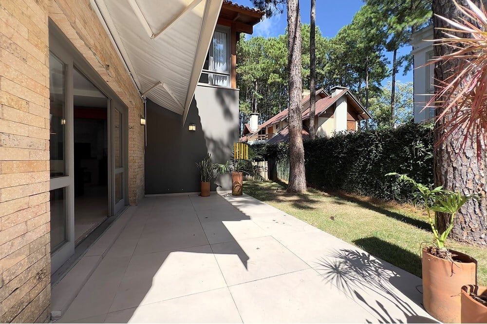 Casa de Condomínio 4 dormitórios no bairro Praia de Atlântida