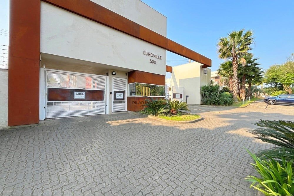 Casa de Condomínio 3 dormitórios no bairro Vila Nova
