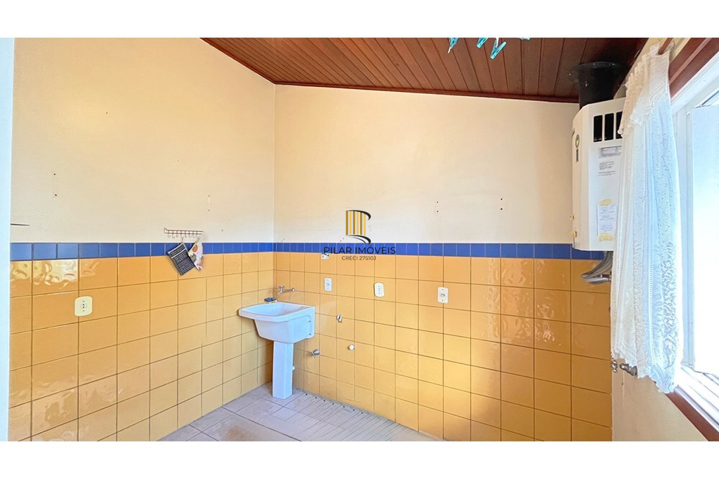 Casa de Condomínio 3 dormitórios no bairro Cavalhada