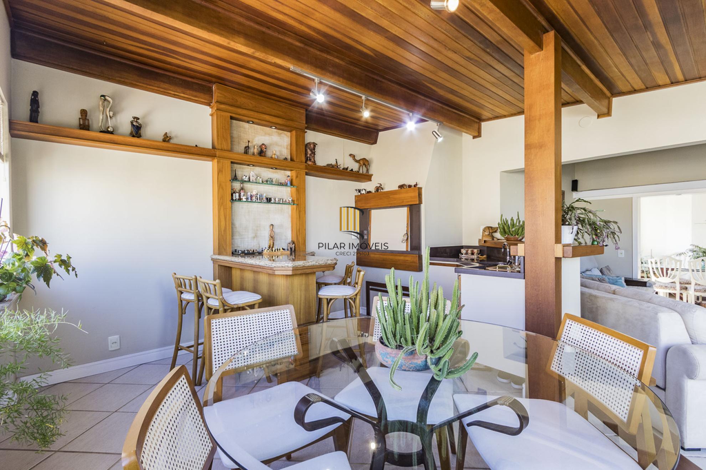 Cobertura 3 dormitórios no bairro Centro Histórico