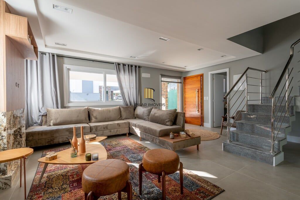 Casa de Condomínio 3 dormitórios no bairro Ipanema