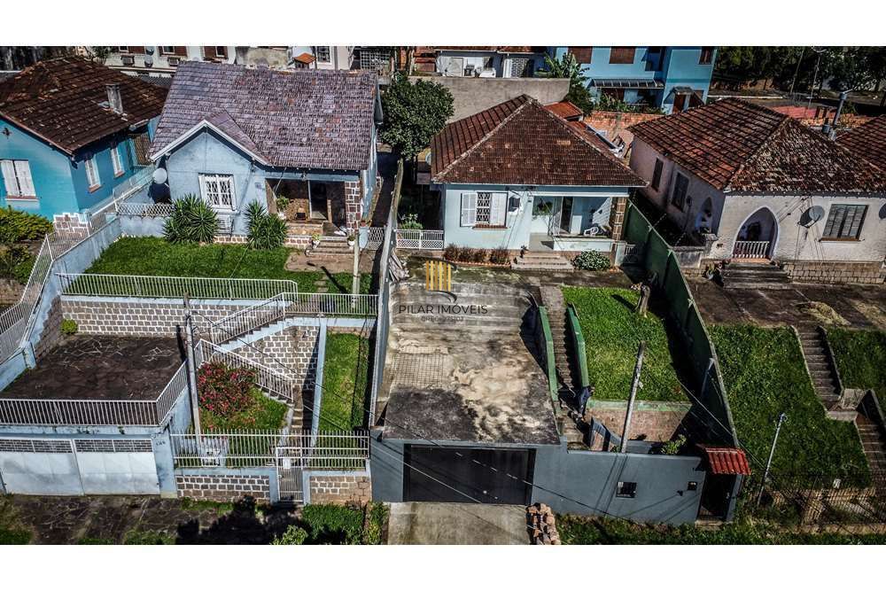 Casa 3 dormitórios no bairro Santa Tereza
