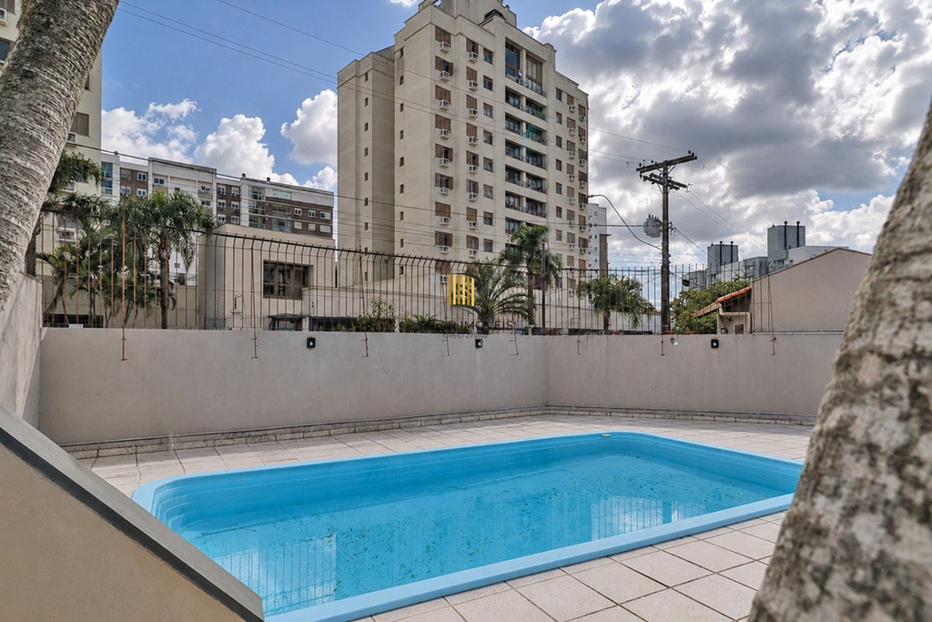 Casa de Condomínio 3 dormitórios no bairro Jardim Itu