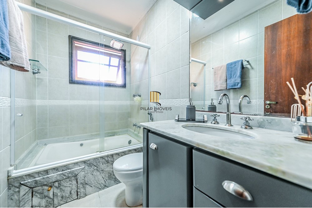 Casa de Condomínio 3 dormitórios no bairro Tristeza