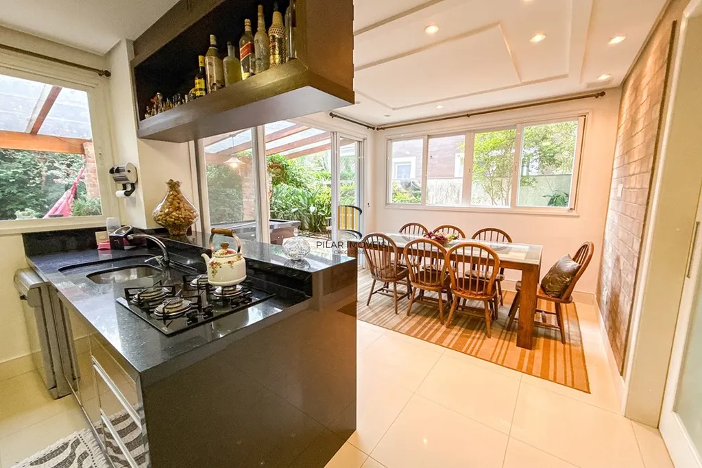 Casa 4 dormitórios no bairro Estância Velha