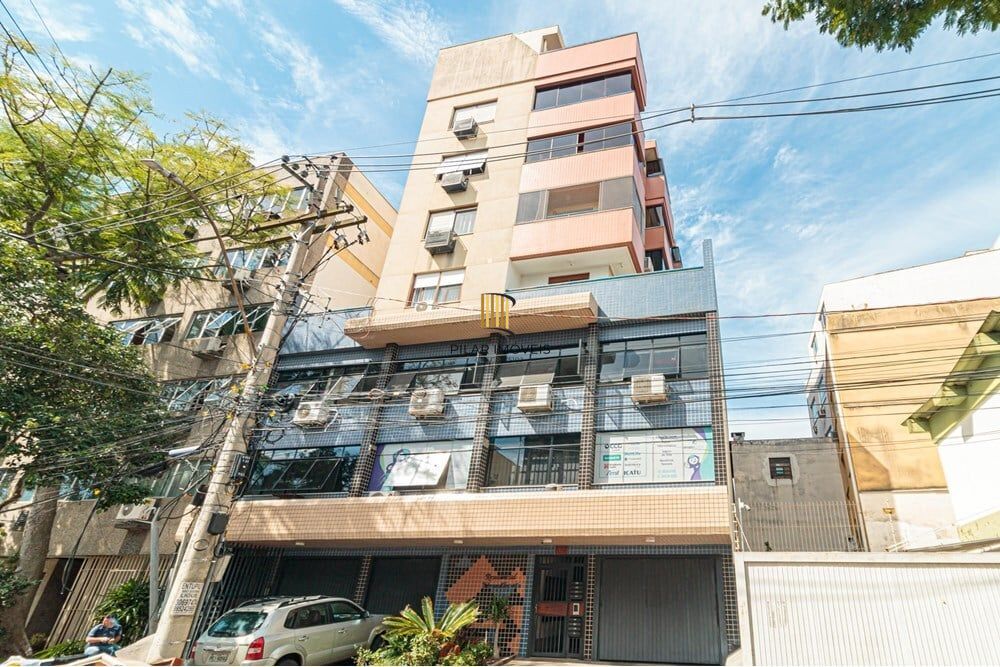 Cobertura 4 dormitórios no bairro Passo da Areia