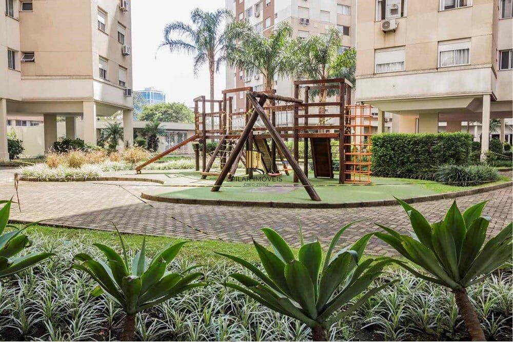 Apartamento 3 dormitórios no bairro Vila Ipiranga