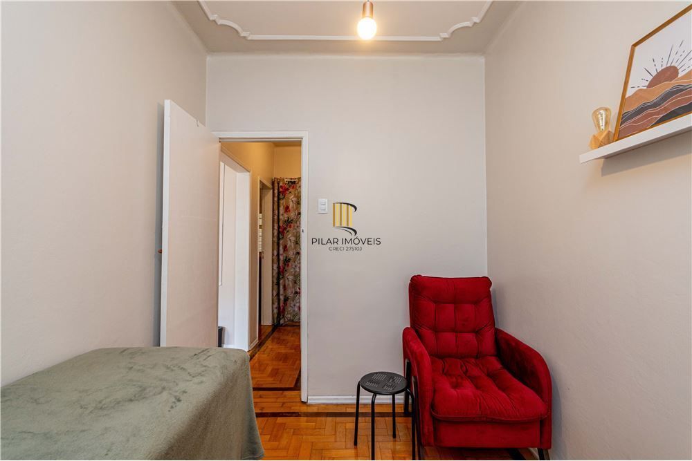 Casa 4 dormitórios no bairro Petrópolis