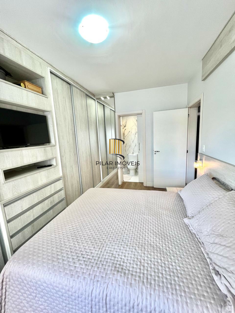 Apartamento 2 dormitórios no bairro Centro