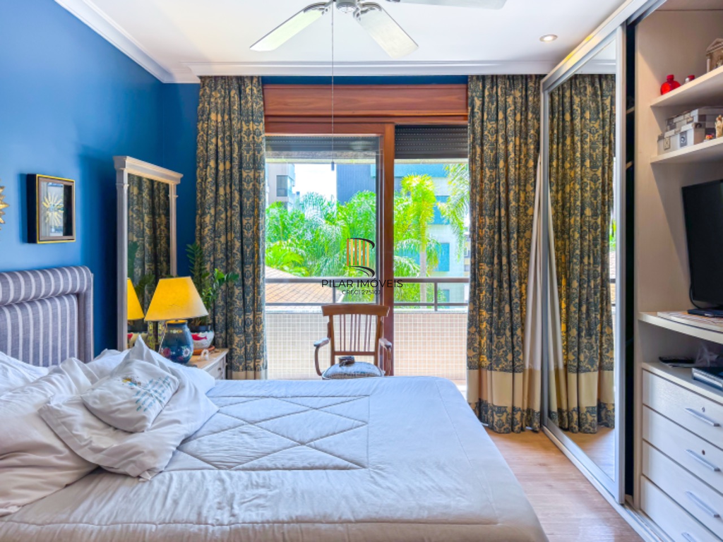 Apartamento 4 dormitórios no bairro Bela Vista