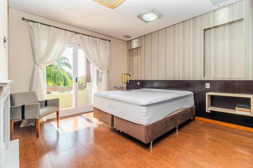 Casa de Condomínio 4 dormitórios no bairro Belém Novo