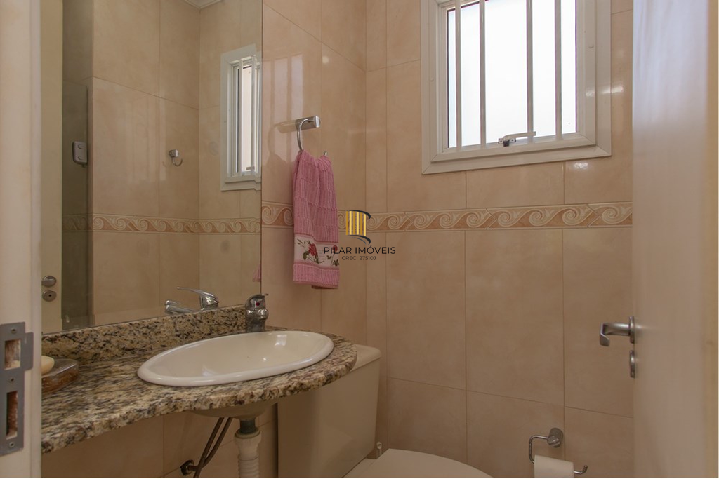 Casa 5 dormitórios no bairro Vila Ipiranga