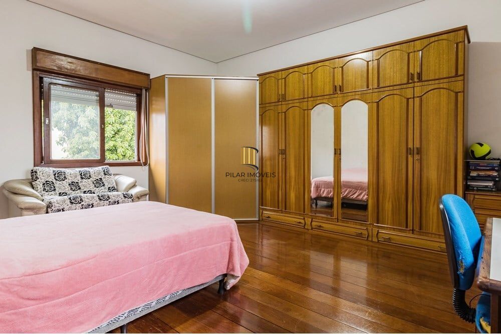 Casa 3 dormitórios no bairro Santana