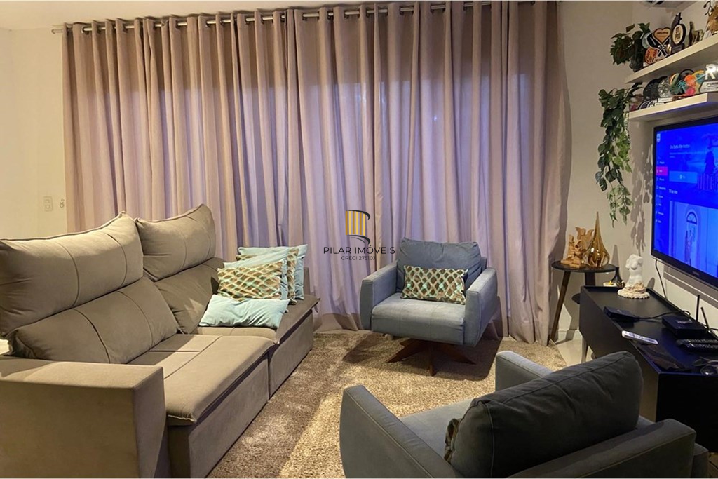 Casa de Condomínio 3 dormitórios no bairro Lomba do Pinheiro